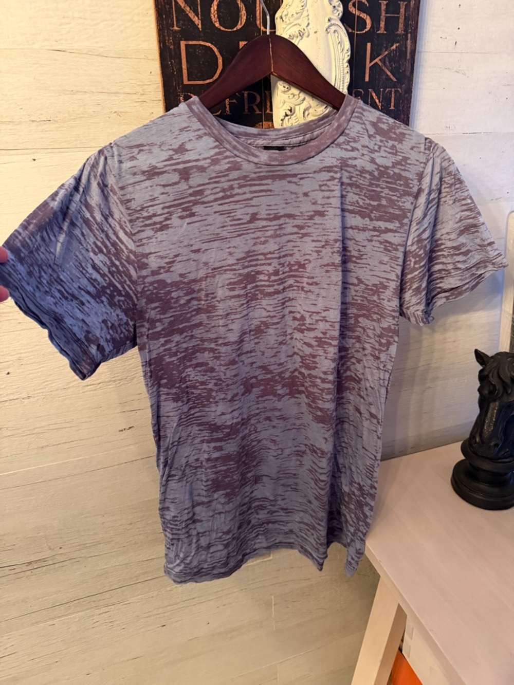 Alternative Vintage Soft Men's Cotton Short Sleeve Tee with Contrast Pattern